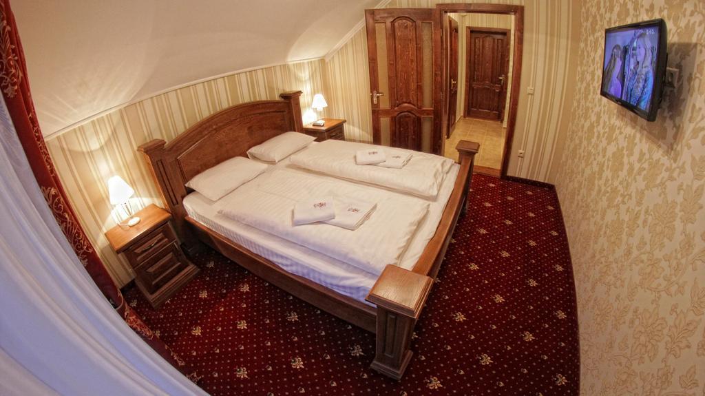 Bed and Breakfast Baza Vidpochinku Eldorado à Solochyn Extérieur photo
